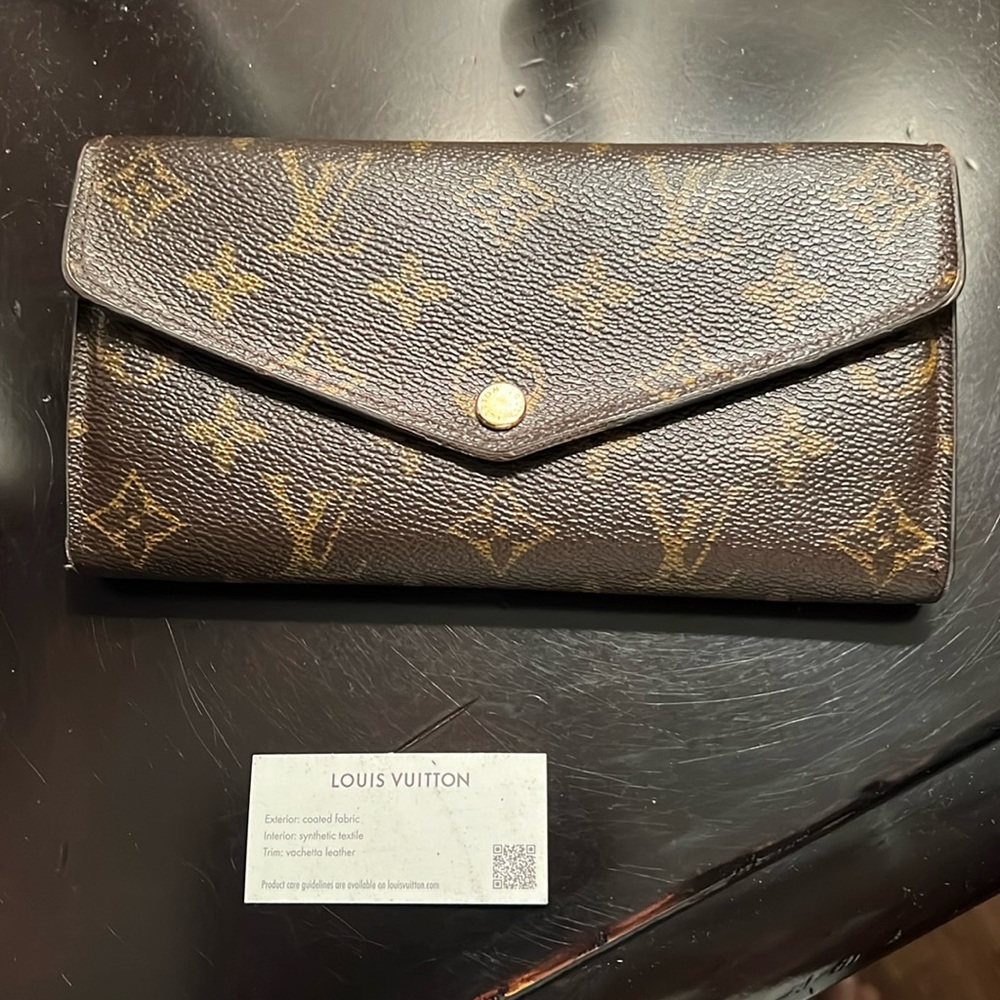 Authentic Louie Vuitton wallet